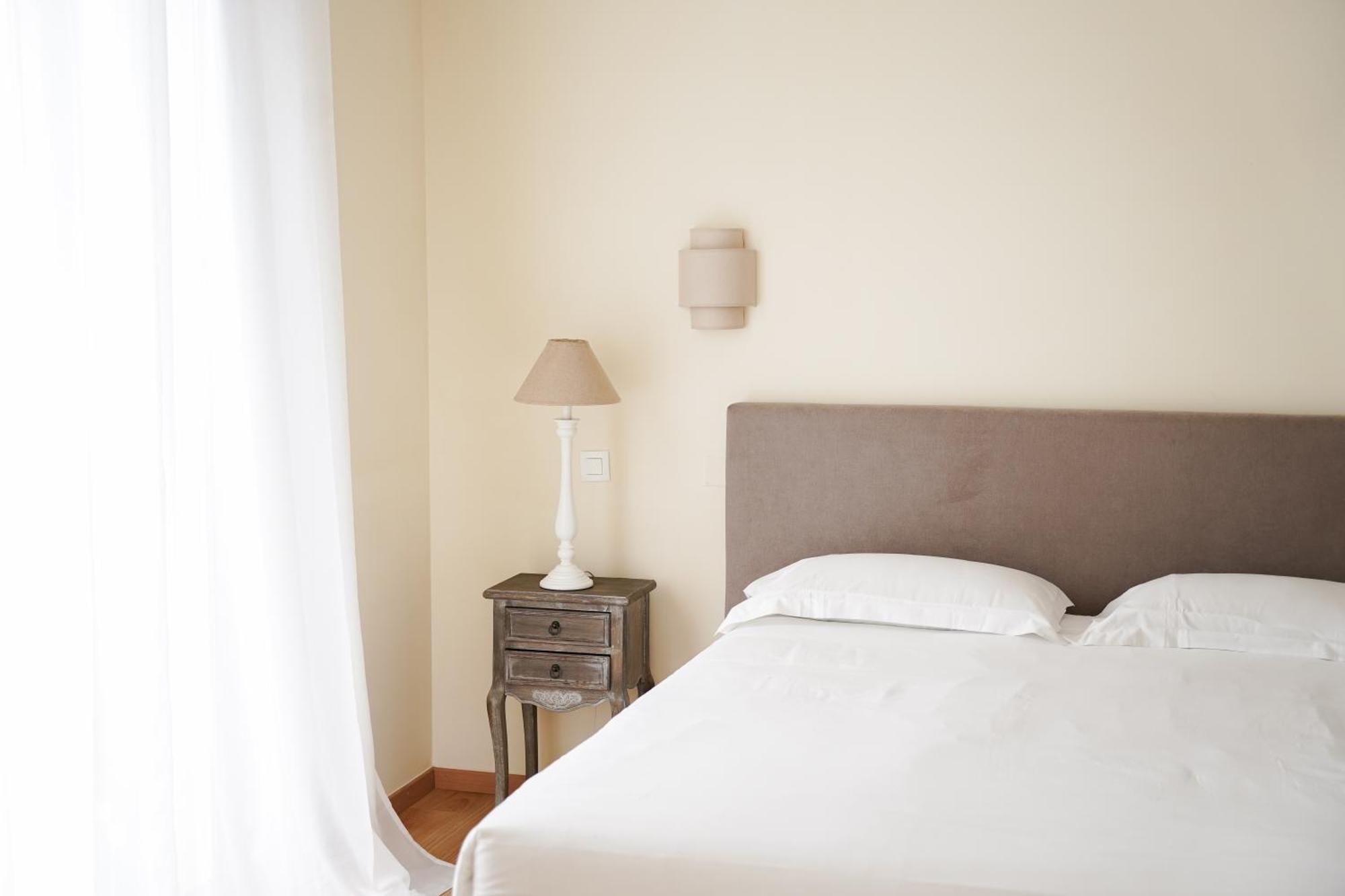 Hotel Castellu à Lucciana  Extérieur photo