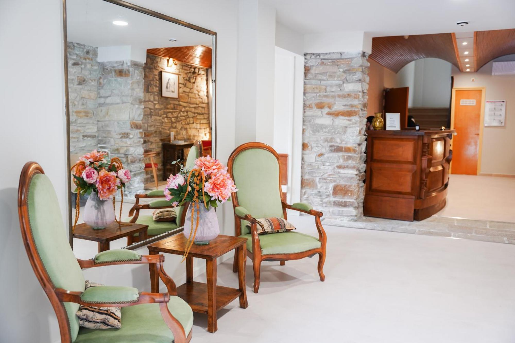 Hotel Castellu à Lucciana  Extérieur photo